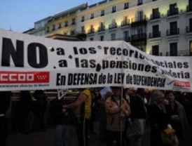 Los sindicatos convocan nuevas movilizaciones contra los recortes
