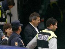 No se puede impedir el ascenso de un agente imputado en el Caso Bloque