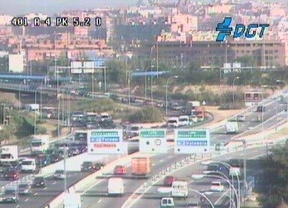 Un accidente en la A-4 atasca el tráfico
