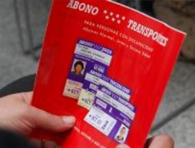 Salen a la venta los abonos para familias numerosas y discapacitados
