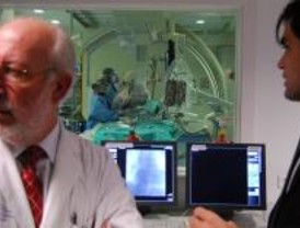 El 12 de Octubre realiza una complicada operación cardíaca a fetos