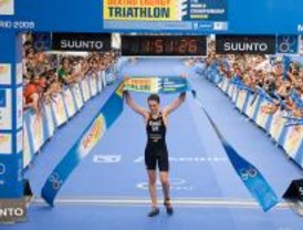 Victoria de Brownlee y Hewitt en el Mundial de Triatlón