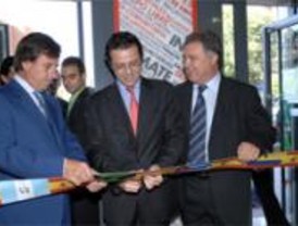 Inaugurado un nuevo Centro de Integración de Inmigrantes latinos