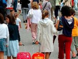 Más de 400 niños de Chamartín tendrán que ir a un colegio de San Blas por el cierre del suyo