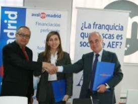 Avalmadrid firma un convenio para dar más financiación para las franquicias