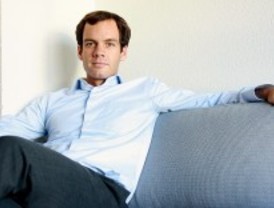 Héctor Perea: 'Nuestra tecnología permite cubrir un implante vascular con células del paciente'