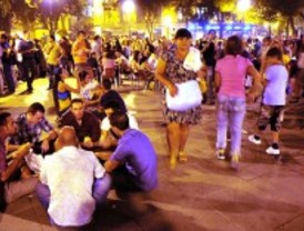 'La noche en blanco' dejó 30 toneladas de basura