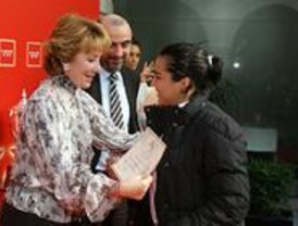La Comunidad homenajea a las bicampeonas de España de fútbol sala