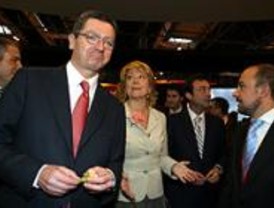 Frío encuentro de Gallardón y Aguirre