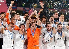 Los jugadores del Real Madrid celebran la victoria.