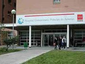 Más de 80 médicos del hospital Príncipe de Asturias han pedido el traslado