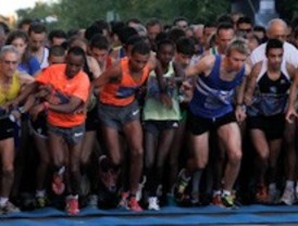 7.000 corredores participan en la XXX Carrera de la Ciencia, dominada por los atletas keniatas