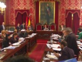 El Ayuntamiento aprueba pedir a la Comunidad la rehabilitación de cuatro áreas