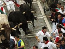 EL corredor madrileño herido este domingo en el muslo está ingresado en planta