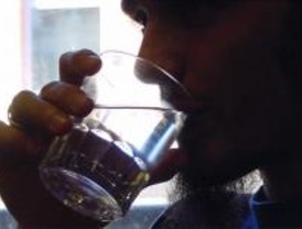 Nueve de cada diez madrileños no beben lo suficiente para evitar los golpes de calor