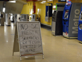 Buses privados contra la huelga indefinida