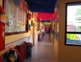 Los niños adoptados dejan de tener preferencia en las escuelas infantiles