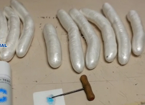Detenida una mujer por ocultar cocaína en una peluca