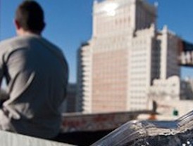 'Okupas' de Plaza de España se quejan del botellón
