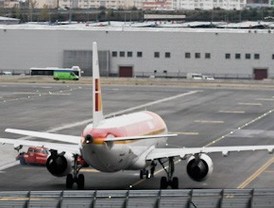 Blanco anuncia la apertura de 442 expedientes disciplinarios a los controladores