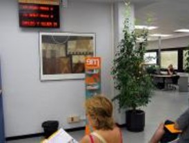 La Comunidad reservará plazas para mujeres maltratadas en los programas de formación