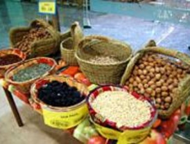 El Mercado de Ventas recibe el distintivo de colaborador de Agricultura Ecológica