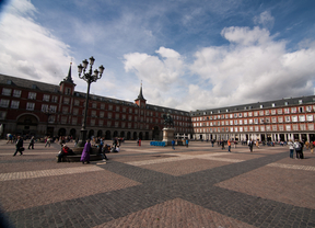 El Ayuntamiento remodelará la Plaza Mayor