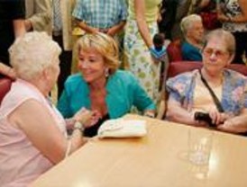 Aguirre dice que ya se ha creado el 11% de las 20.000 plazas prometidas en residencias