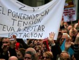 Multitudinaria protesta de los afectados de Forum y Afinsa