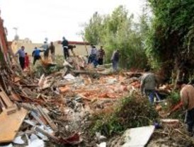 El Ayuntamiento destruye el alcantarillado y cuatro casas de la Cañada