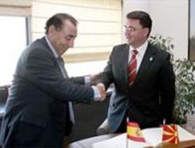 Macedonia visita la Cámara para fomentar intercambios comerciales con los madrileños