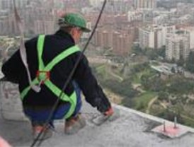 Unos 345.000 trabajadores de la construcción mejorarán su salario