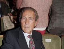 Gala y Savater en contra del cierre del Colegio Mayor San Juan Evangelista