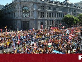 Los jóvenes católicos hacen suya Madrid en el arranque de la Jornada Mundial de la Juventud