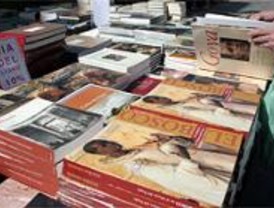 'La Noche de los Libros' acerca la lectura a los madrileños