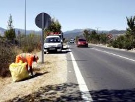 Reciclaje en las cunetas de la región