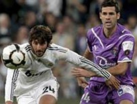 Raúl hace ganar al Madrid contra el Valladolid