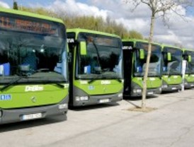 Los municipios del sur estrenan los autobuses interurbanos más modernos de la red