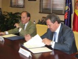Becas para los vecinos de Pozuelo que estudien en la UCJC