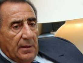 Santos Campano: 'Abaratar los despidos y bajar los impuestos es básico para salir de la crisis'