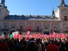 Nueva protesta por las privatizaciones en el Ayuntamiento