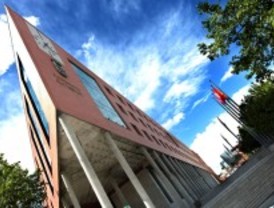 El Ayuntamiento ahorrará hasta 280.000 euros con la salida de un director cultural