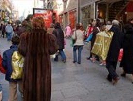 Una segunda vivienda y un viaje son los regalos “soñados” por los madrileños