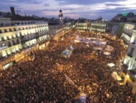 El fiscal apoya no limitar el horario de la concentraciones en Sol
