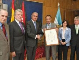 Santos Campano, miembro de mérito de la Fundación Carlos III