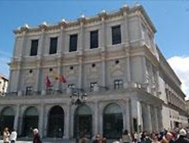 El Teatro Real saca a la calle a su orquesta en su décimo aniversario