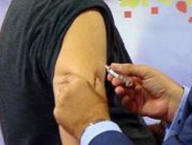 Los madrileños que necesiten vacunarse para viajar al extranjero, podrán pedir cita previa por teléfono