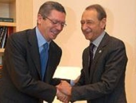Los alcaldes de Madrid y París recalcan el 'hermanamiento' entre ambas ciudades