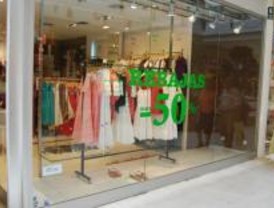 Más de dos pequeños comercios cierran cada día en el sur de la región