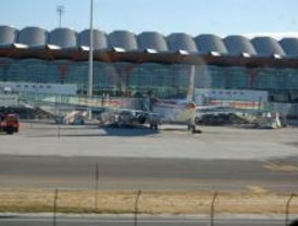 Cinco kurdos refugiados en Barajas consiguen asilo en España